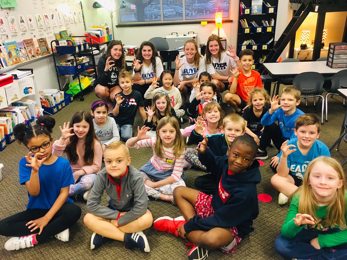 ATeachMoore's tweet image. Thanks @Guyer_GSoccer for greeting/reading with our class @eprayzorelem! You helped to make this week extra special!@dentonisd @One_and_Ready #AlwayslearningMoore #DentonISDDelivers