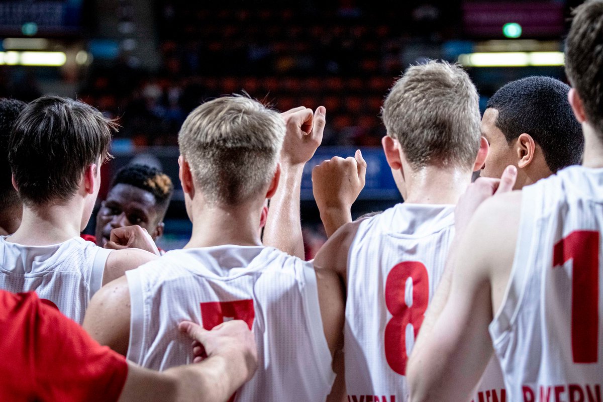 FCBB_Campus's tweet photo. Mit einer 67:58 Fรผhrung geht es in die letzten 10 Minuten. Doch der Vorsprung ist trรผgerisch, @ratiopharmulm ist jederzeit in der Lage einen Run zu starten.
Scorer: Sasha #Grant 27 Punkte, Simonas #Lukosius 10.
#adidasNGT #u18 #Euroleague #FCBB_Jugend https://t.co/VIPTjWzJvV