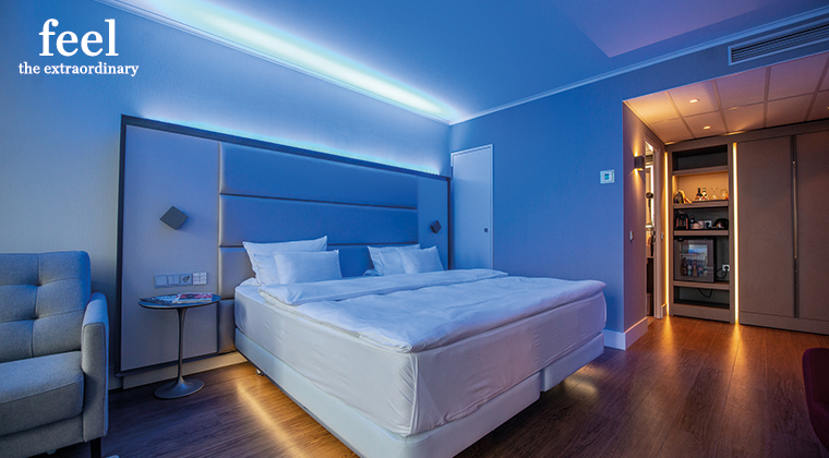 nhcollection's tweet image. Make yourself comfortable and tune in to your emotions with the creative imagery of our special Mood Rooms! Choose from a variety of lighting, temperature and music pre-set modes to enjoy an unforgettable stay #feelunique bit.ly/2JlSTjk