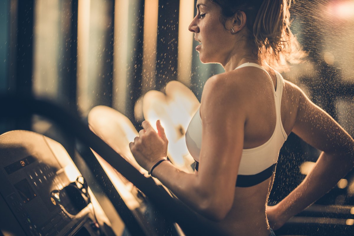 PinesPrairie's tweet photo. Late night cravings? Battle pesky urges whenever they strike in our 24-hour fitness center! https://t.co/58DHwJhNt8 https://t.co/UdaD1QeYmO