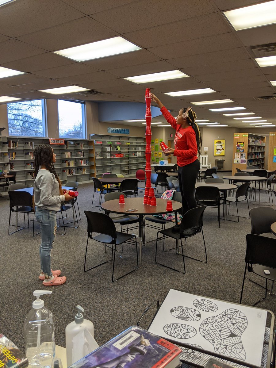WSHSMC's tweet image. Today we had the January #stemchallenge in the library. Morning study hall students were really into it. Congrats to our winning group - Ian, Jamari, &amp;amp; Unisa - with a tower that was 89 inches tall!