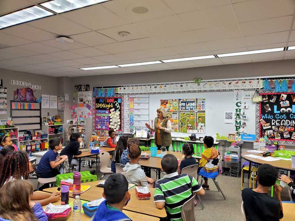 ℕ𝕚𝕤𝕙𝕚𝕥𝕒 ℙ𝕒𝕥𝕖𝕝 tweet media