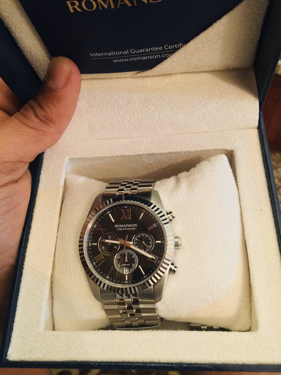 ismaielmuntasir's tweet photo. My new watch 💖 swizz made #ROMANSON CHRONOGRAPH https://t.co/eozx3nkNqG