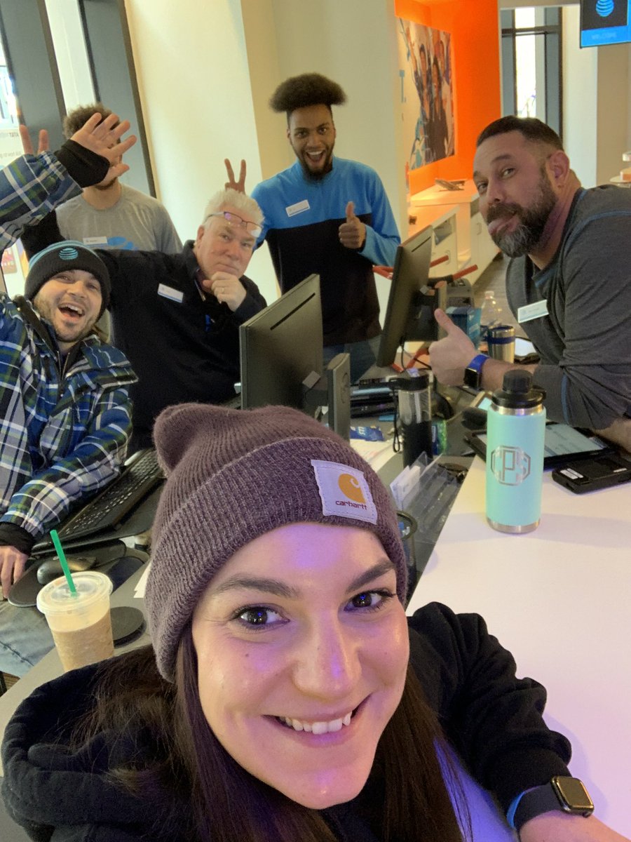 #unstOHPAble #POWer #WoW Let’s all take a minute to congratulate our newest new hire graduating training!! @oliveiramikeO <a href="/WilliamGStovall/">William Stovall</a> <a href="/jerryfornwalt/">Jerry Fornwalt</a> <a href="/BonesJonesjosh/">Joshua Jones</a> @MobilephoneMar3