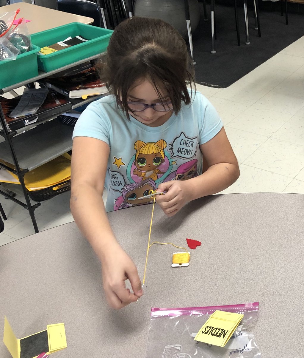 Mrs_MPeluso's tweet photo. ...and the last of the crew in Textile Club. 40 students over 3 sessions and only one ☝️ pricked finger! #asd4all #proud4ardmore #sewing https://t.co/5owLzqcov2