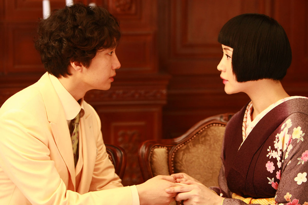 김혜수의 개여울은 영화가 끝난 뒤에도 자주 찾게 듣고 있네요:) #ebs영화 < #모던보이 > #박해일 #김혜수 #김남길 #한국영화추천 #정지우 1/19(일)...