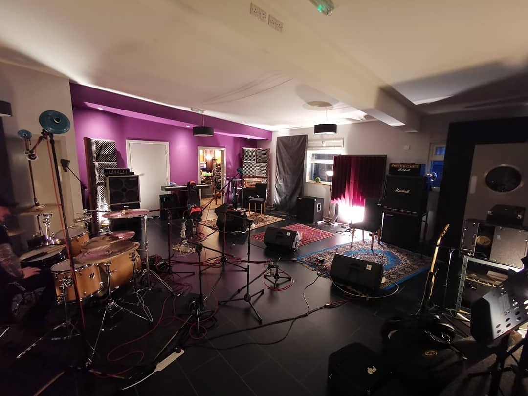 Stonefaceband's tweet photo. It's finally happening.  Getting in to the studio with @roddymacaudio To record some new songs.  #newmusic #tookourtime #worthitthough https://t.co/9y9eNaSV1H