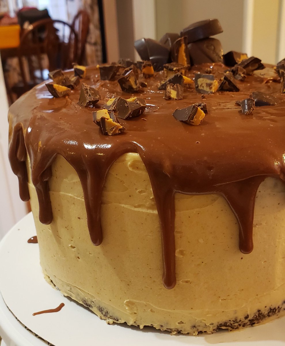 Baking cakes is a hobby. Here's my newest one: chocolate & peanut butter (gluten free)
#orchestrateacherhobbies #cakebaking
#layercakelove #glutenfreecake