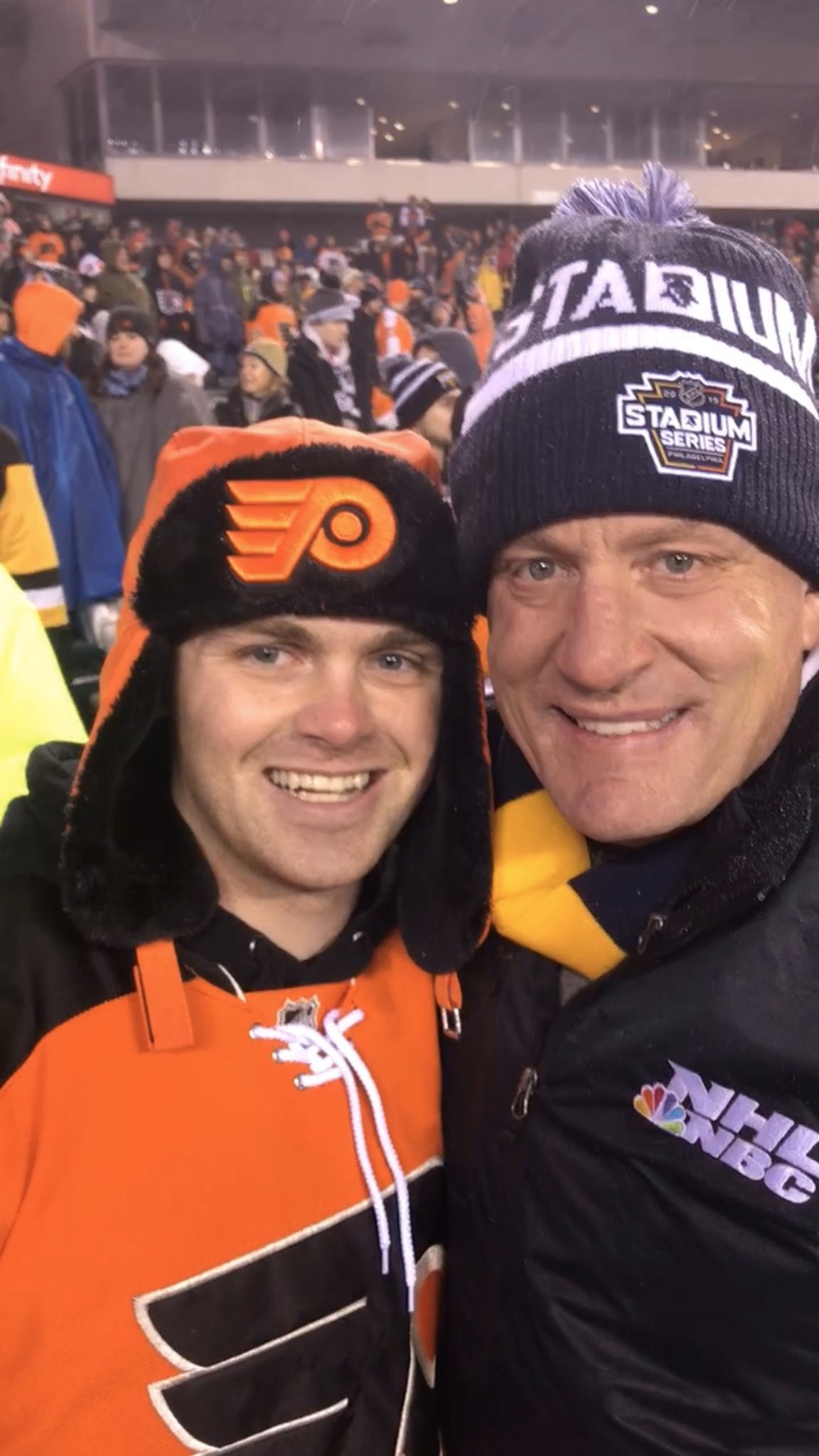 Happy birthday to one of my favorite Flyers to ever wear the Orange and Black 