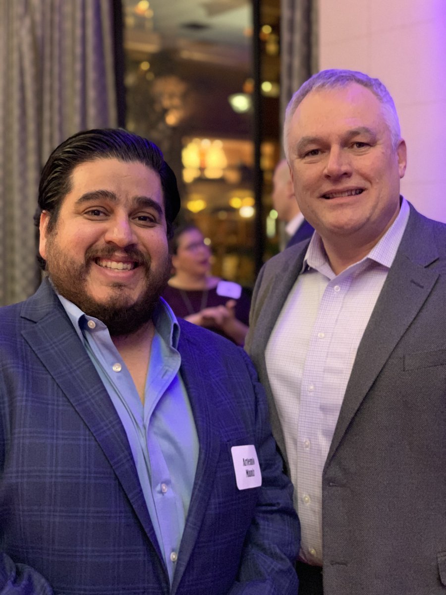 YC4ER's tweet photo. ... who was our special guest speaker. Artemio and his host committee, including Olivia Hargreaves, Daniel Isaac Fry, Mitchell Iken and Angel Garcia, did a fantastic job on the event! #RightOnEnergy https://t.co/nBiVI5nKoF