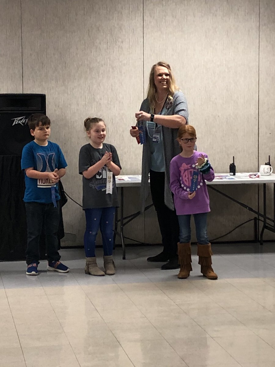KevinBott's tweet photo. We enjoyed watching the UIL Awards Ceremony at Hanna Springs this morning! A big thanks to all of the HSE students and staff for your hard work this year!! @LampasasHSE @lrduhon @lizhaviland1978 #ThinkBigLISD https://t.co/r9QBWnNTUT