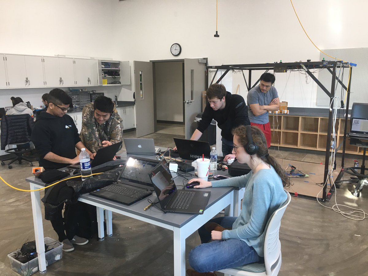 HypernovaSolar's tweet image. Hypernova Solar getting ready for the Spring semester, wrapping up our final meeting of the Winter break.