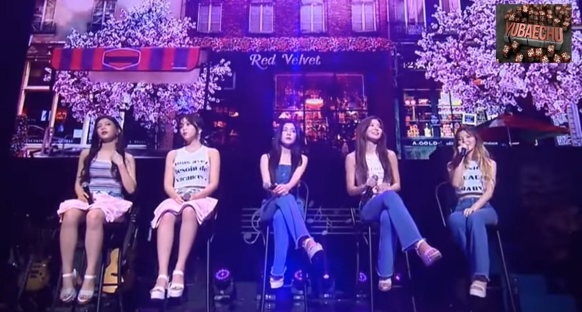 wenbubbles's tweet image. i dont think anyone will disagree to this but red velvet gathered together, sitting on stools, no gimmicks and JUST singing is literally the epitome of pure talent. i would pay so much money just to see a whole 2 hr concert of them just doing busking singing