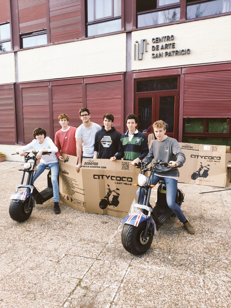SanpaProjects's tweet photo. Probando las dos motos que nos servirán para construir nuestro vehículo. Muchas gracias a @gran_scooter por apoyarnos. Testing our citycocos. Thanks to our sponsor @gran_scooter to support us @c_san_patricio https://t.co/8oTbbaGddv