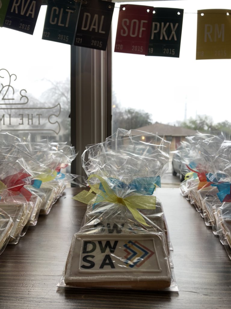 Thank you to <a href="/ModernInSA/">Modern in SanAntonio</a> for being our cookie sponsor today for the <a href="/DreamWeekSA/">DreamVoice/DreamWeek</a> cookies made by @lilyscookies !!