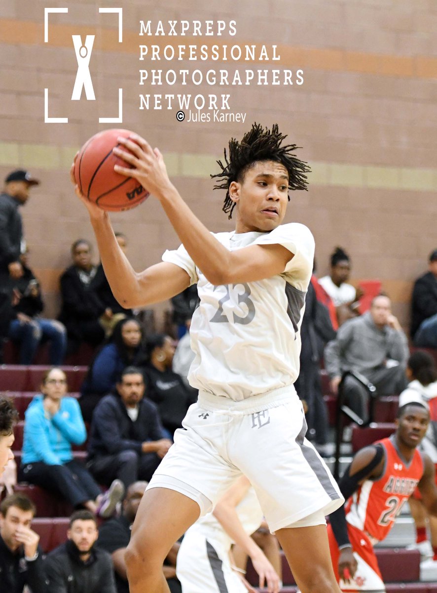 juleskarney's tweet photo. Arbor View vs Faith Lutheran.  Pics. now available at https://t.co/zRcP3fINXv https://t.co/A3PEBtSqWM @faithlutheranlv @FLathletics @FL_MBB #arborview @avhssports @VegasEliteHoops https://t.co/jztjkQxEbT