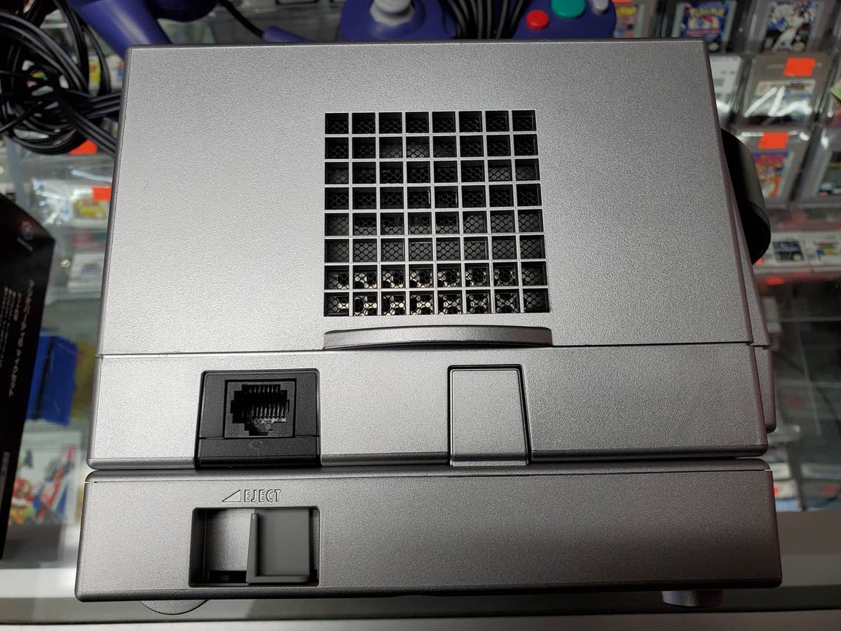 bklynvideogames's tweet image. Some of today&apos;s trade-ins #gamecube #gamecubecontrollers #imports #ethernetadapter