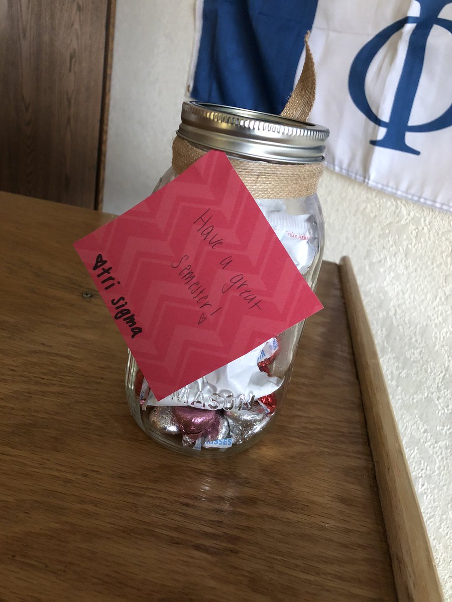 Thank you to ladies of <a href="/TriSigmaGVSU/">SIGMA SIGMA SIGMA</a> for the treats!🍫 best of luck to you girls this semester💙