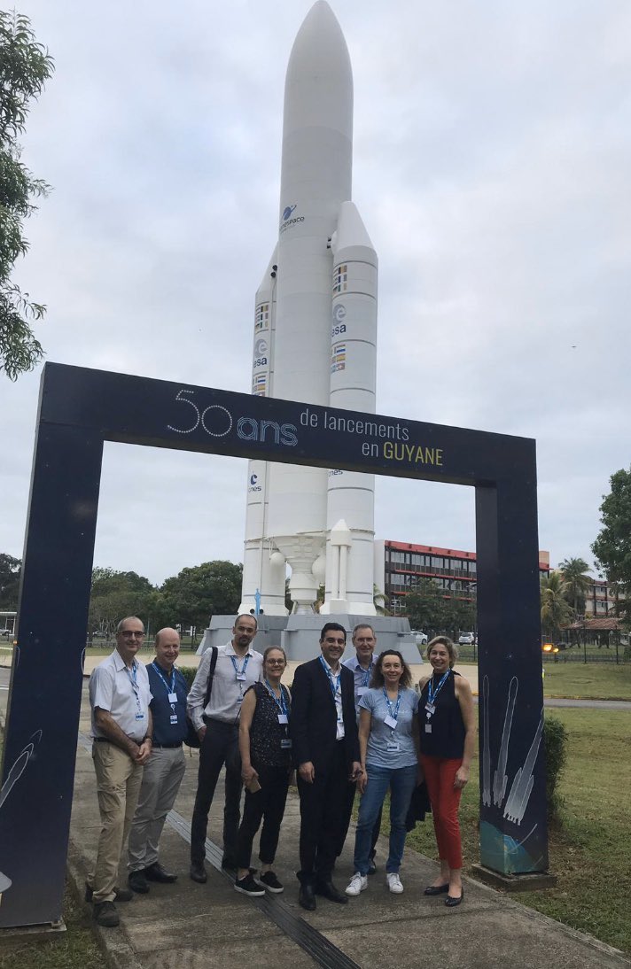 AcBordeaux's tweet photo. 🚀Intention de partenariat entre @acbordeaux et @acguyane autour du développement d'un campus aéronautique et spatial 
#Ariane5 https://t.co/oOQnZLDArA