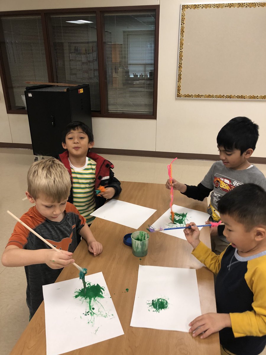 Mrs_Stevenson_K's tweet photo. Designing and using our paintbrushes in science! https://t.co/hkgCfcuZFU
