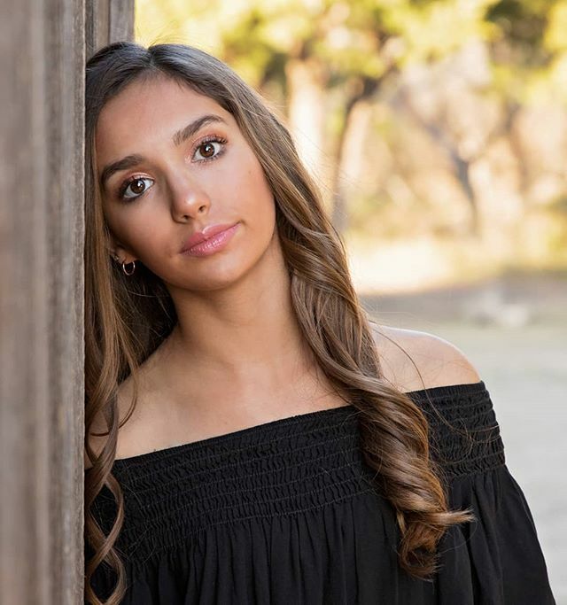 GalleryMoments's tweet photo. Stunning ♥️ #2020 #beautiful #somuchfun #portrait_vision 
#dallasphotographer https://t.co/XbddYTKFvJ https://t.co/GGW1gkQ8Er