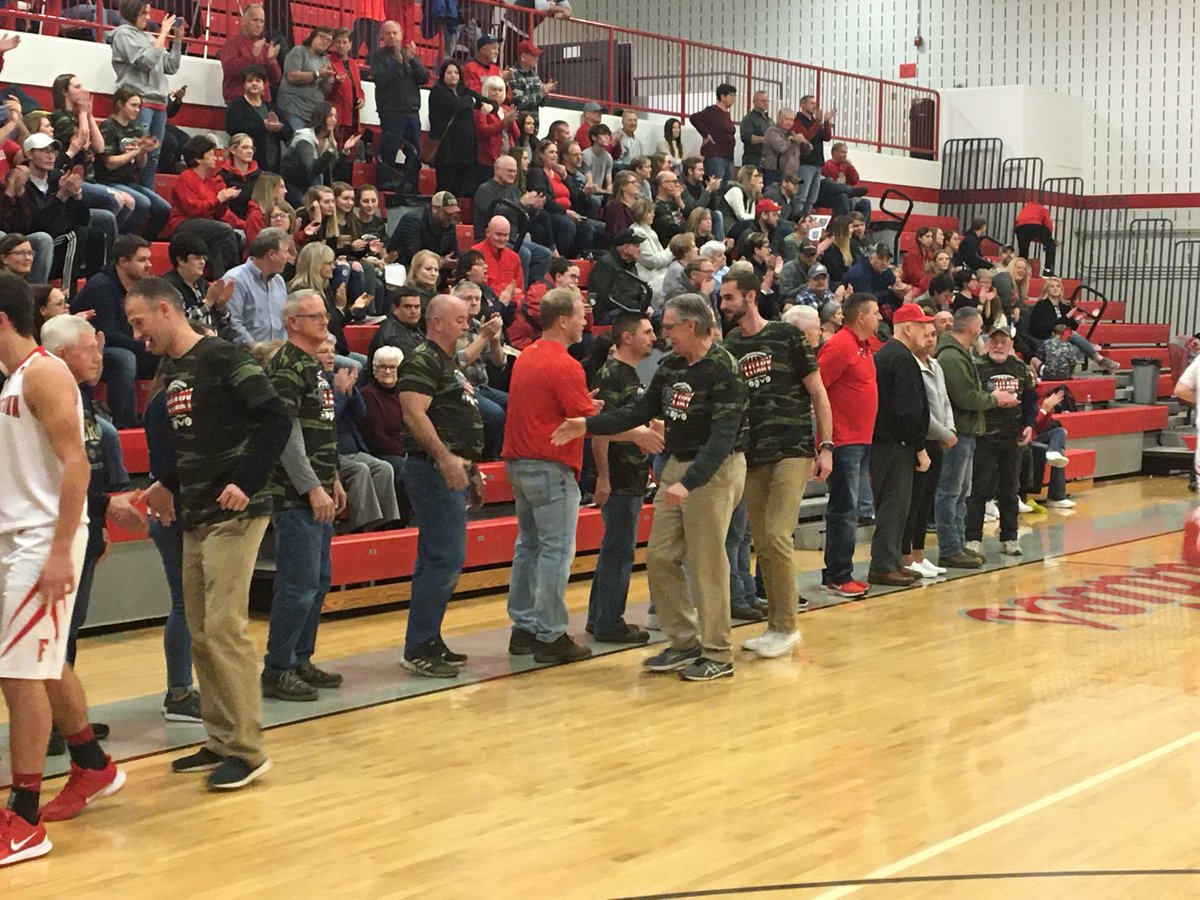FLSFreddies1871's tweet photo. Military Appreciation Night @ Fredericktown tonight as the Freddies battled Cardington! THANK YOU to our military! We appreciate you! @updates_fhs @RedChirps @Jerry_Snodgrass @OHSAASports #MilitaryAppreciationNight #FreddieNation https://t.co/fTpHgowGG8