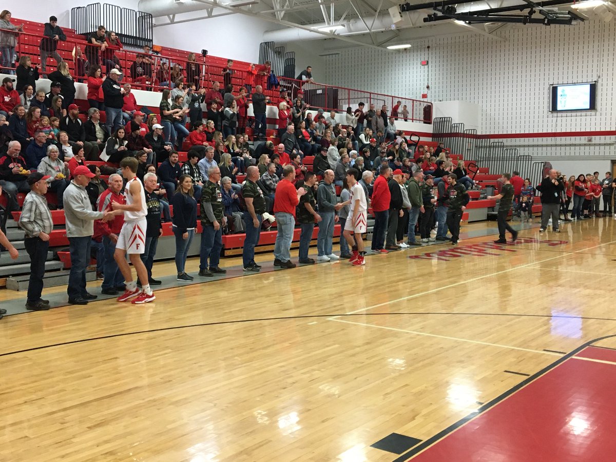 FLSFreddies1871's tweet photo. Military Appreciation Night @ Fredericktown tonight as the Freddies battled Cardington! THANK YOU to our military! We appreciate you! @updates_fhs @RedChirps @Jerry_Snodgrass @OHSAASports #MilitaryAppreciationNight #FreddieNation https://t.co/fTpHgowGG8