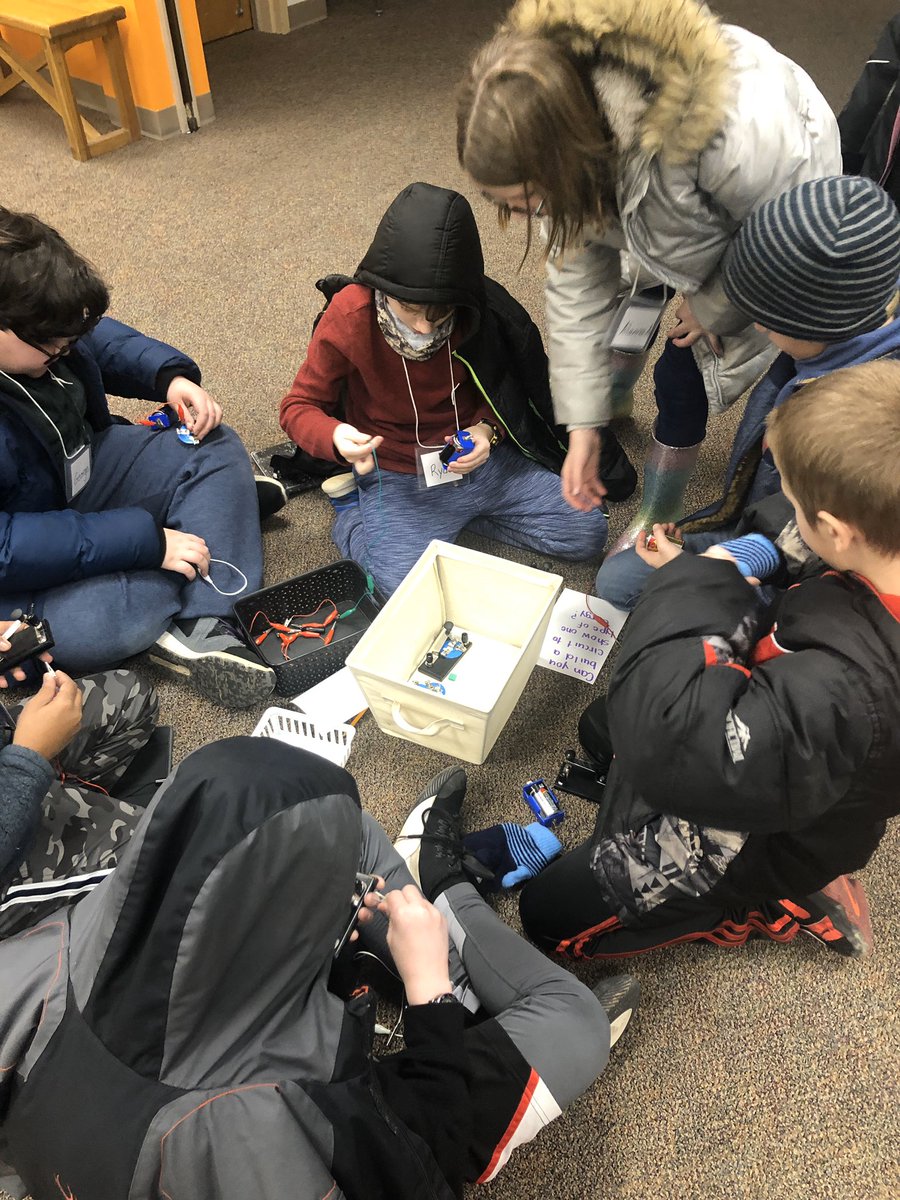 My Conner Prairie experience with <a href="/TeamMurch4/">Amy Murch</a> <a href="/o_cristie72/">Cristie Ondrejack</a> <a href="/susan_kenworthy/">Susan Kenworthy</a> was AMAZING!  Looking forward to continuing our learning @FEShseIN #FESTigersHSE