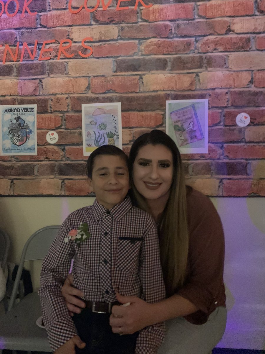 ArroyoVerdeRUSD's tweet photo. So much fun at the Mother-Son Dance at Arroyo Verde tonight! Thanks to Beattie AVID for all your help! https://t.co/B1RlGleYgZ