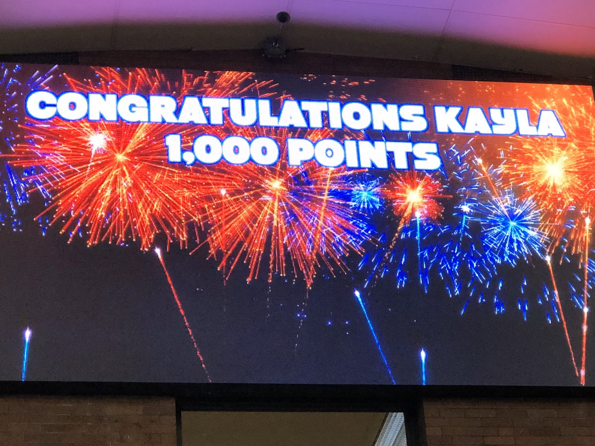 ETHSports's tweet photo. Kayla Henning makes her 1,000 point!!! https://t.co/GkGajxMLvx
