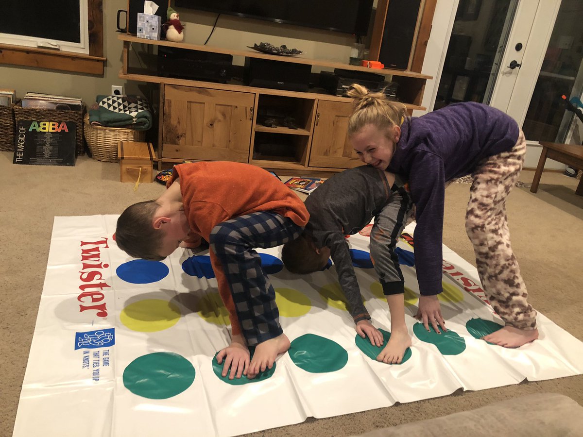 ottermama's tweet image. Twister is fun...for me to watch. 😂 #yikes #awkward #siblingfun #dontfart