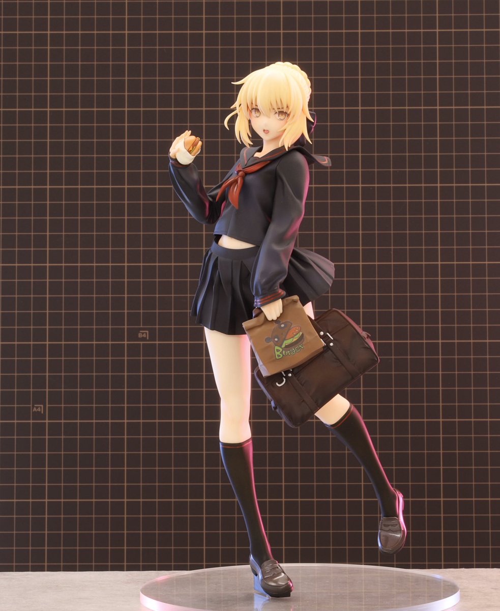 グリズリーパンダ Fgo制服フィギュアシリーズ アルトリアオルタ やっぱりこれが無いと寂しいなということで新規に頭のおリボン追加しました 前回までに購入された方向けにリボンパーツのみでの販売も行います