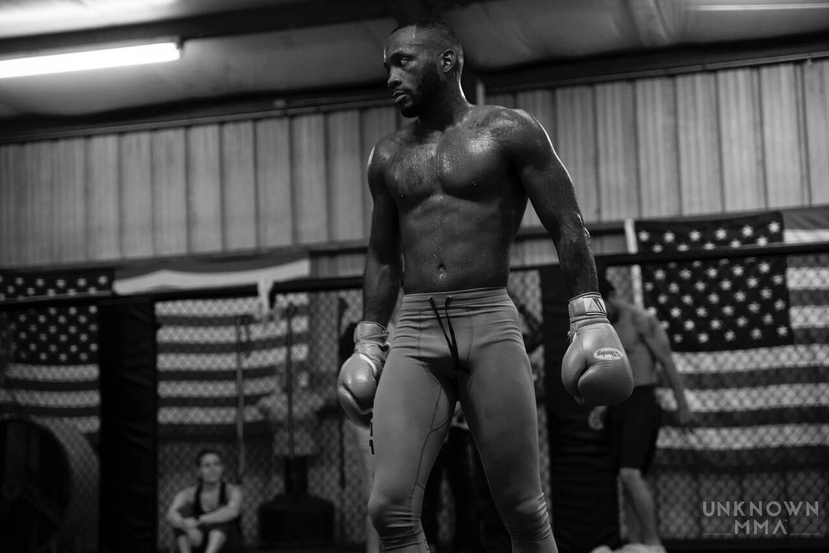 Leon_edwardsmma's tweet photo. The headline https://t.co/NNo5qsFaDz