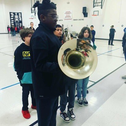 rowlettelm's tweet photo. Thank you Coyle band for showing our 5th graders how awesome band is! @GISDArts @coyle_band @Rowlett_Bobcats
@bainsbrain @RoderickKing01
#ChooseGarlandISD #GarlandUSA
#yearofalignment #risingstars #risingartists #endlessstories https://t.co/yX0Uuw5Z6m