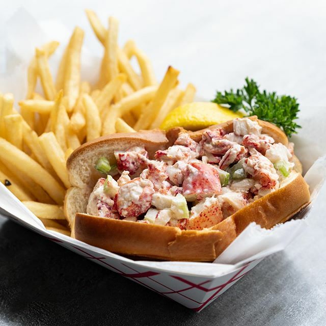 Fridays &amp; Saturdays mean homemade lobster rolls made with fresh Maine lobster 🦞❄️🌨 Grab one before the snow rolls in tomorrow! Visit our website to order online. ift.tt/38foWuX