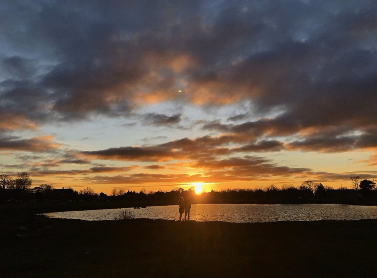 Spectacular sunsets over Wimbledon Common 🌅
📷 by HSPG Doxy #winterinwimbledon
