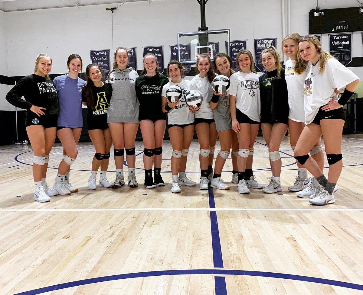 appvbclub's tweet photo. These ladies are ready to shake things up in Music City this weekend at the 2020 AAU MLK Grand Prix! 🏐🎶 #AVC https://t.co/8x8BMEcxXV