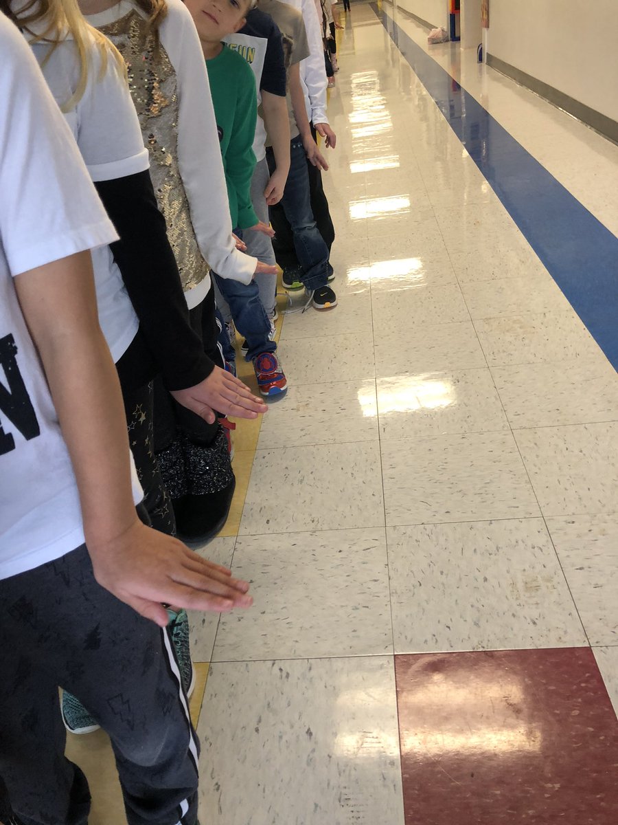 MandaKay01's tweet photo. Huddling, waddling, and eating fish...it’s what penguins do! #penguinday #LISDFutureFocus @LorenaPrimary https://t.co/Al5rNDuZou