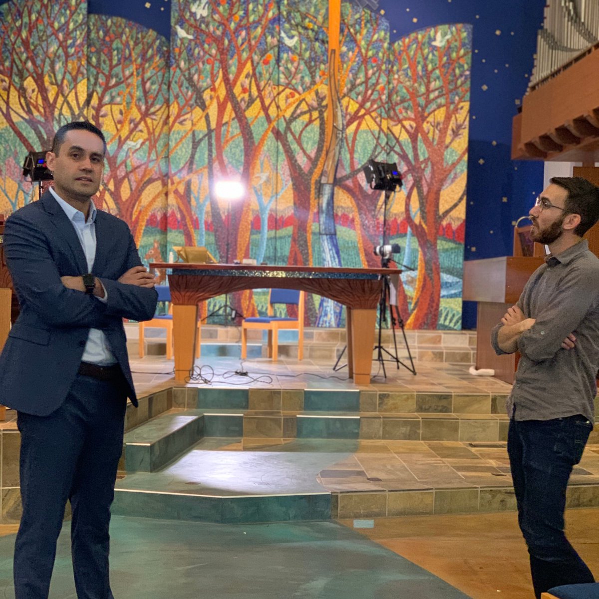 3MinuteMin's tweet image. Hey @ericbarreto - thanks for being our guest in January on each weekly episode of #3MMM with host @ecampbellreed. Can't wait to share the next segment of your interview on Monday #magiceightball   #speakingintongues #ministry