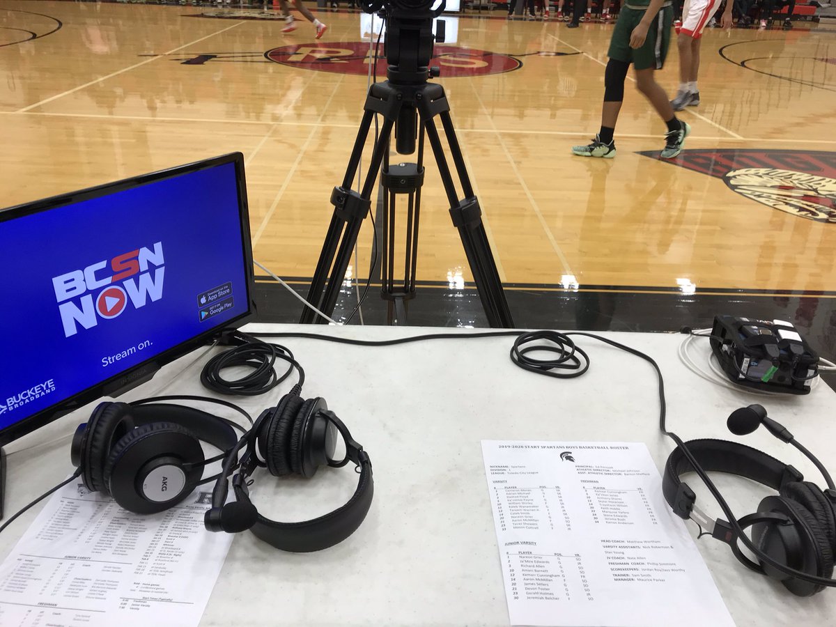 hehl_shawn's tweet photo. Excited for a HUGE Toledo City League matchup between the @startspartans and the @RogersRamsSport live on the BCSN Now App for @BCSNsports. @ikeefer and @TheBrandLoe on the call from The James V Vitale Fieldhouse at Rogers High School. #tvstuff https://t.co/CTGS9R63nQ