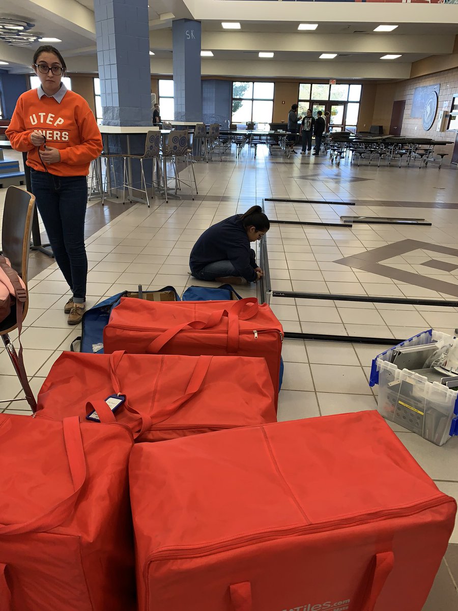 chapinpltw's tweet photo. #ChapinRobotics and #OMGRobots #FIRSTRise #UTEPEngineers @EngineeringUTEP prepare for tomorrow’s tournament! Welcome to Chapin! We’re glad you’re here! https://t.co/gNOrtqOF7u