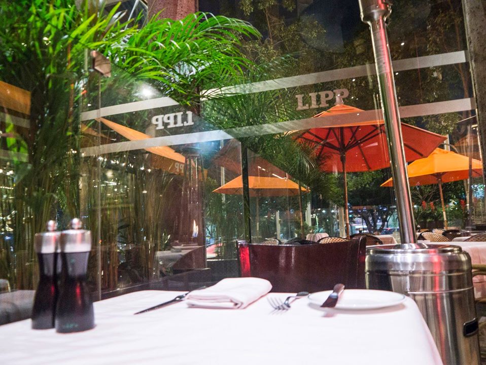 LippMx's tweet photo. El amor en francés es más romántico, ¡vívelo en Lipp Brasserie! 

Reserva:  5281-3538 /  5281-3434 https://t.co/sKGIrEHPpU