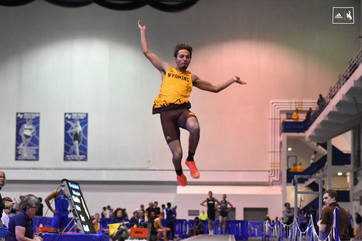 wyo_track's tweet photo. Cowboys place 4 in the top 6 of the long jump finals!

2️⃣ Hunter Brown
4️⃣ Alec Richardson
5️⃣ William Nolan
6️⃣ Reece Shannon

Action will resume on Saturday.

#OneWyoming #GoWyo https://t.co/q1PVQNGy3P
