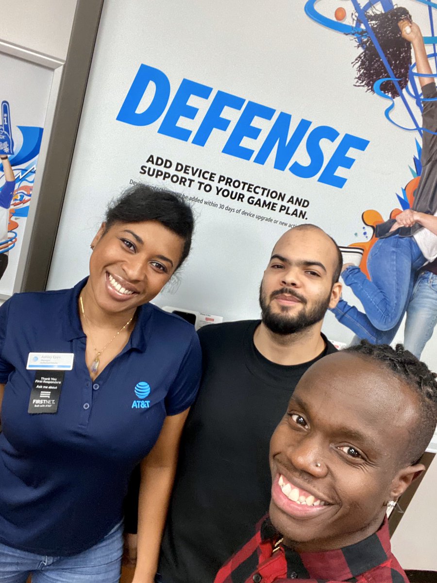 iTravyy's tweet photo. Awesome visit today w/ A&D Wireless aka #AllWeDoIsWinWireless Ashley & Nelson helping keep our #activatER going!! @joshfromaandd @shasriq @judy_cavalieri #Sharqs #TopOfTheFoodChain #ADW #AllWeDoIsWin #OneNYNJ https://t.co/rHqYLAIhPd
