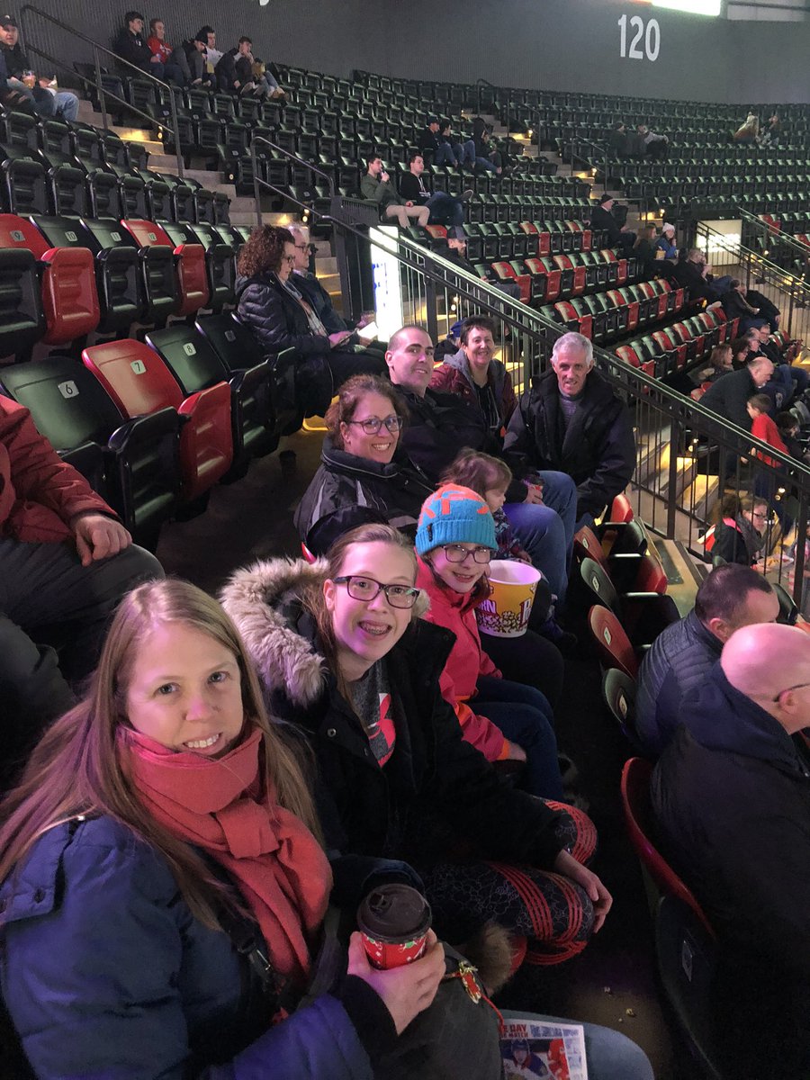 danychiasson's tweet photo. #defendtheden #monctonwildcats #onerow #onefamily #gocatsgo https://t.co/haN9z4yLvl