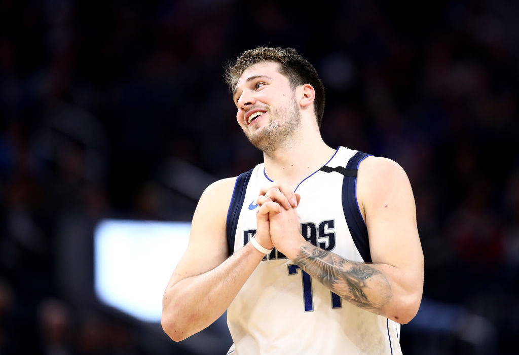Luka Doncic leads the NBA in triple-doubles with 12 through his first 37 games of the season. The Mavs are 8-4 when Luka registers a triple-double this season.
7pm/et: CHI@PHI
9:30pm/et: POR@DAL
ESPN Tune-In Tidbits: https://stats.nba.com/articles/tune-in-tidbits-espn-friday-jan-17-2020/ …