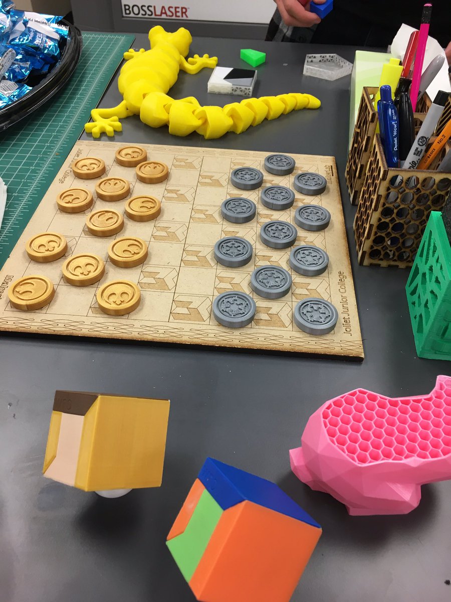 MrsMinarich's tweet photo. Friday night date night is visiting a community college’s #makerspace #toogeeky? #idealab @JolietJrCollege @ChannahonPride https://t.co/oqnQ0W6Q3q