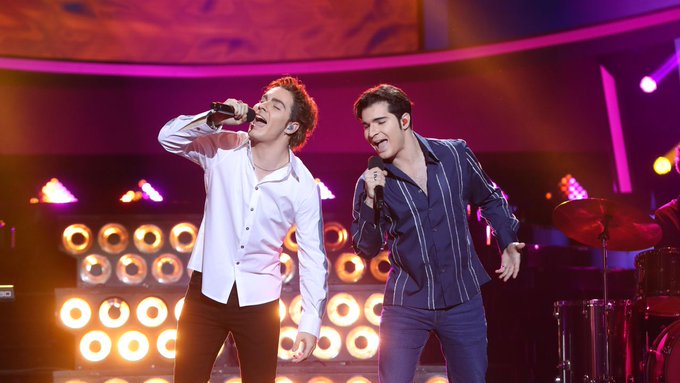 diezminutos_es's tweet photo. .@GemeliersMusic se proclaman ganadores de la segunda gala de Tu Cara Me Suena #TCMS2 https://t.co/PxVla6mpg3 https://t.co/DhESjw368Z