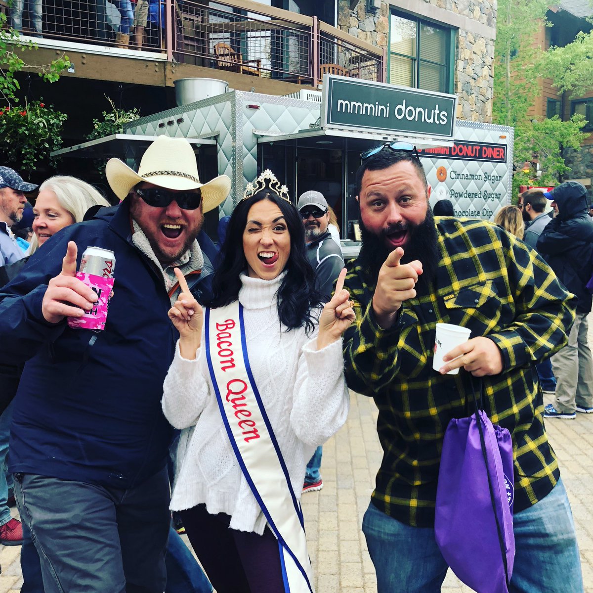 Blue Ribbon Bacon Festival tweet media