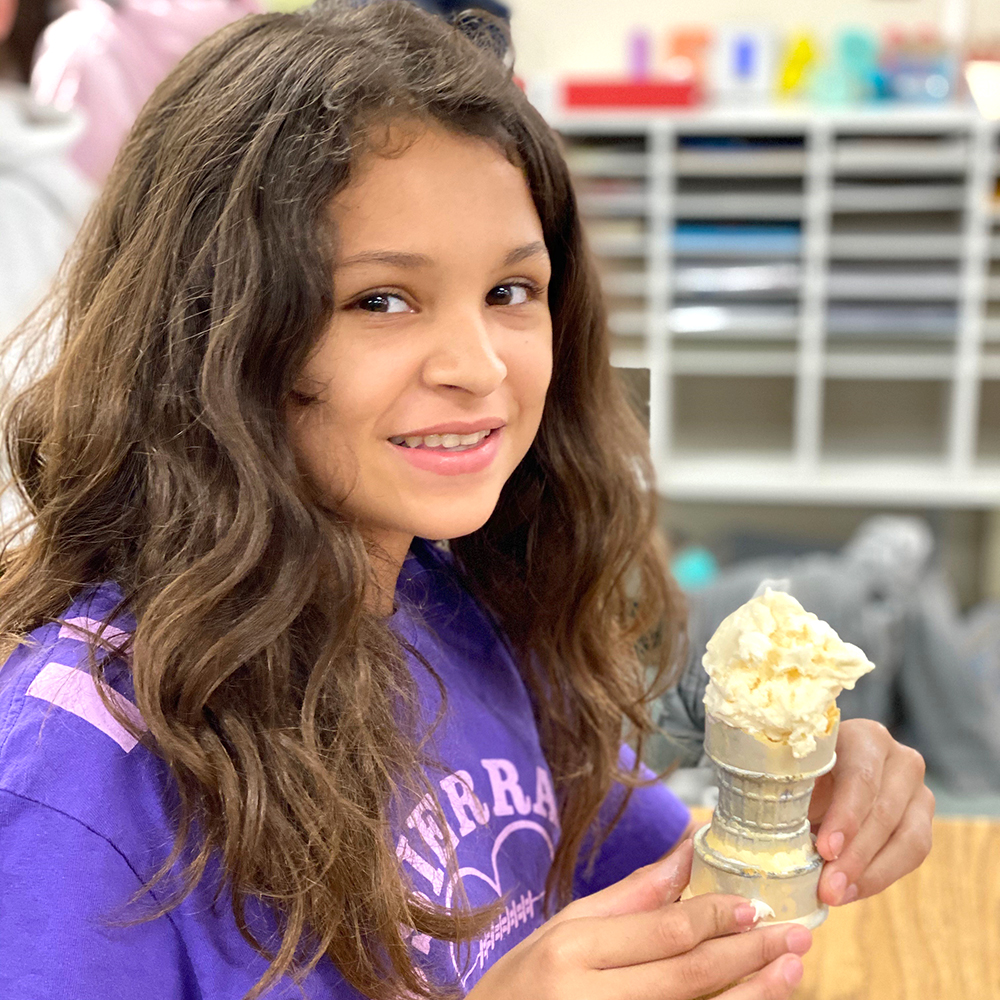 sierracanyon's tweet photo. Our 5th grade students continued to widen their worldwide perspective in this week’s #LearningForwardFriday. Students learned about Canadian culture and created a yummy replica of the Stanley Cup. #WeAreSC #Hockey #StanleyCup #LearningForward https://t.co/1EwybECpLx